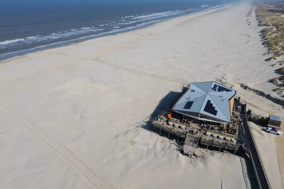 strandpaviljoens-in-buren-nes-ballum-en-hollum.jpeg